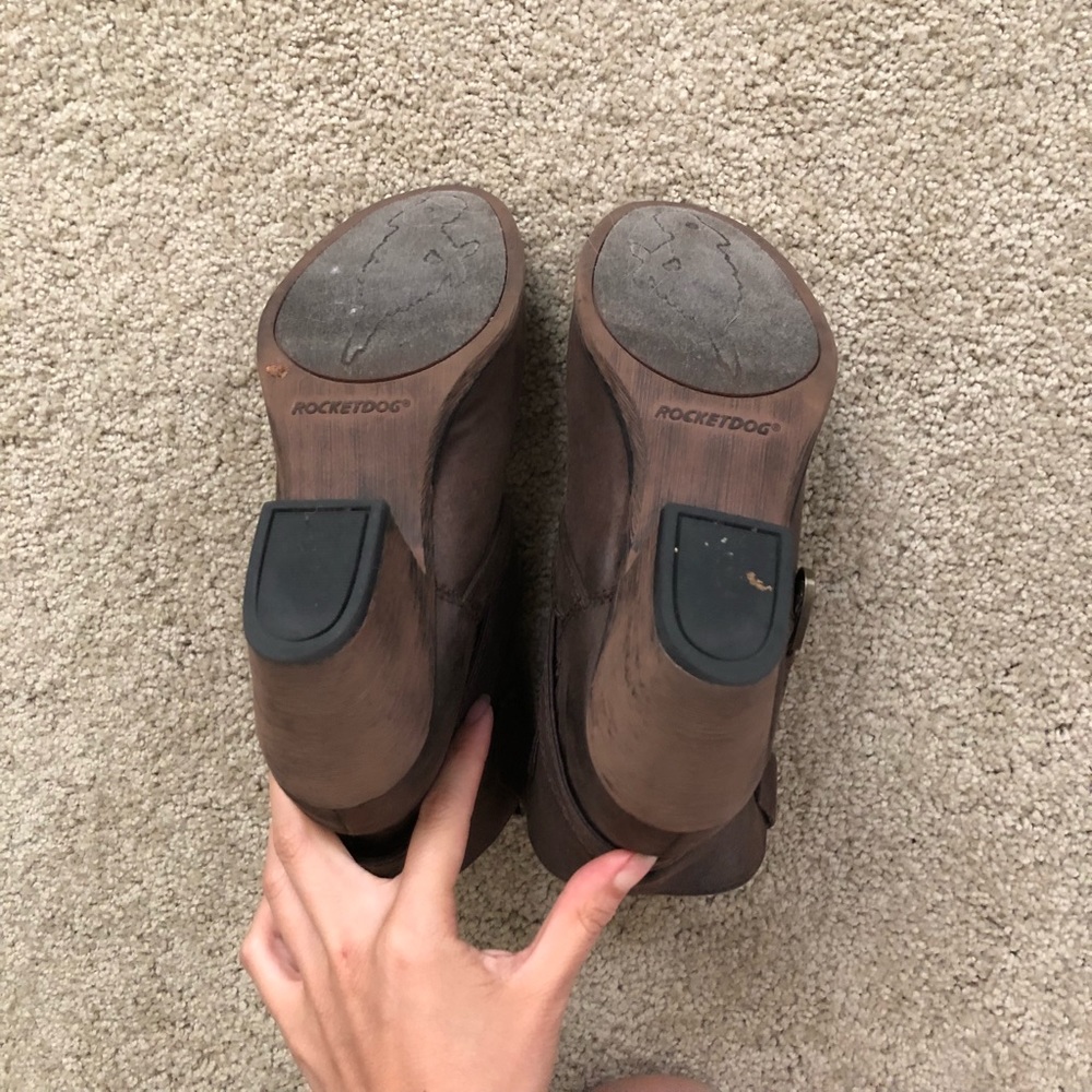 Heeled booties - Picture 3 of 5